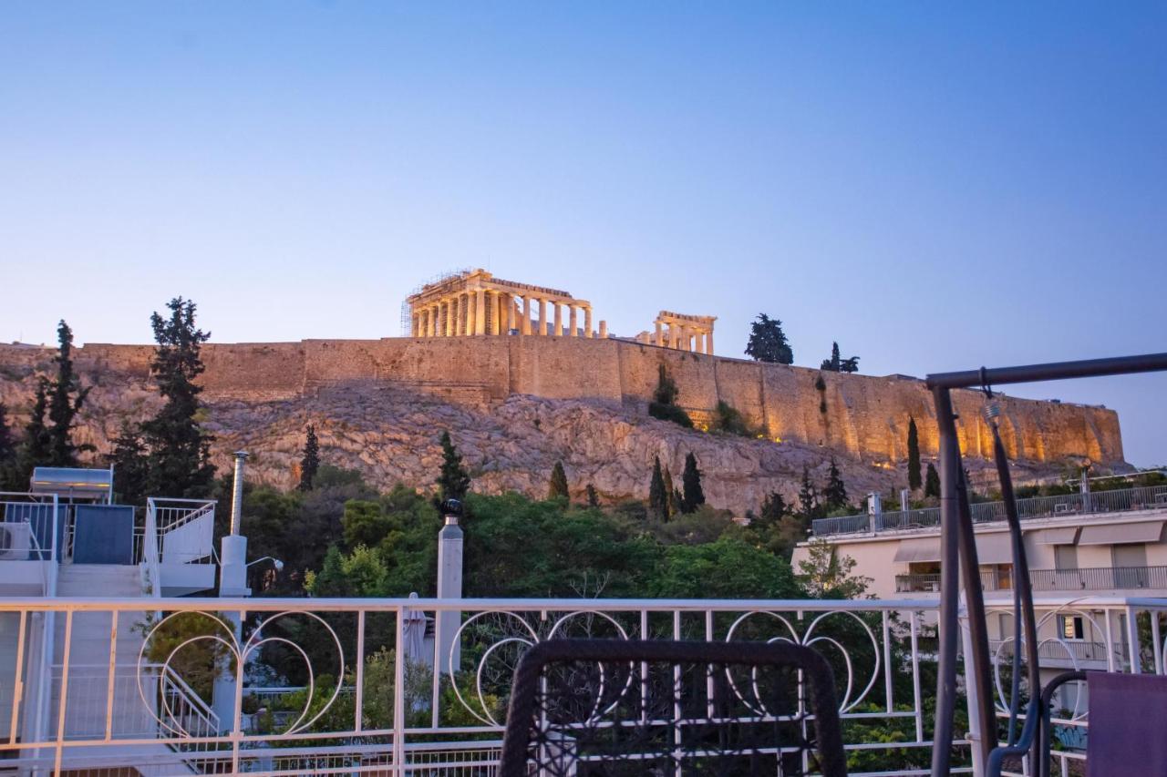 Polymnia & Melpomene By Heloni Athens