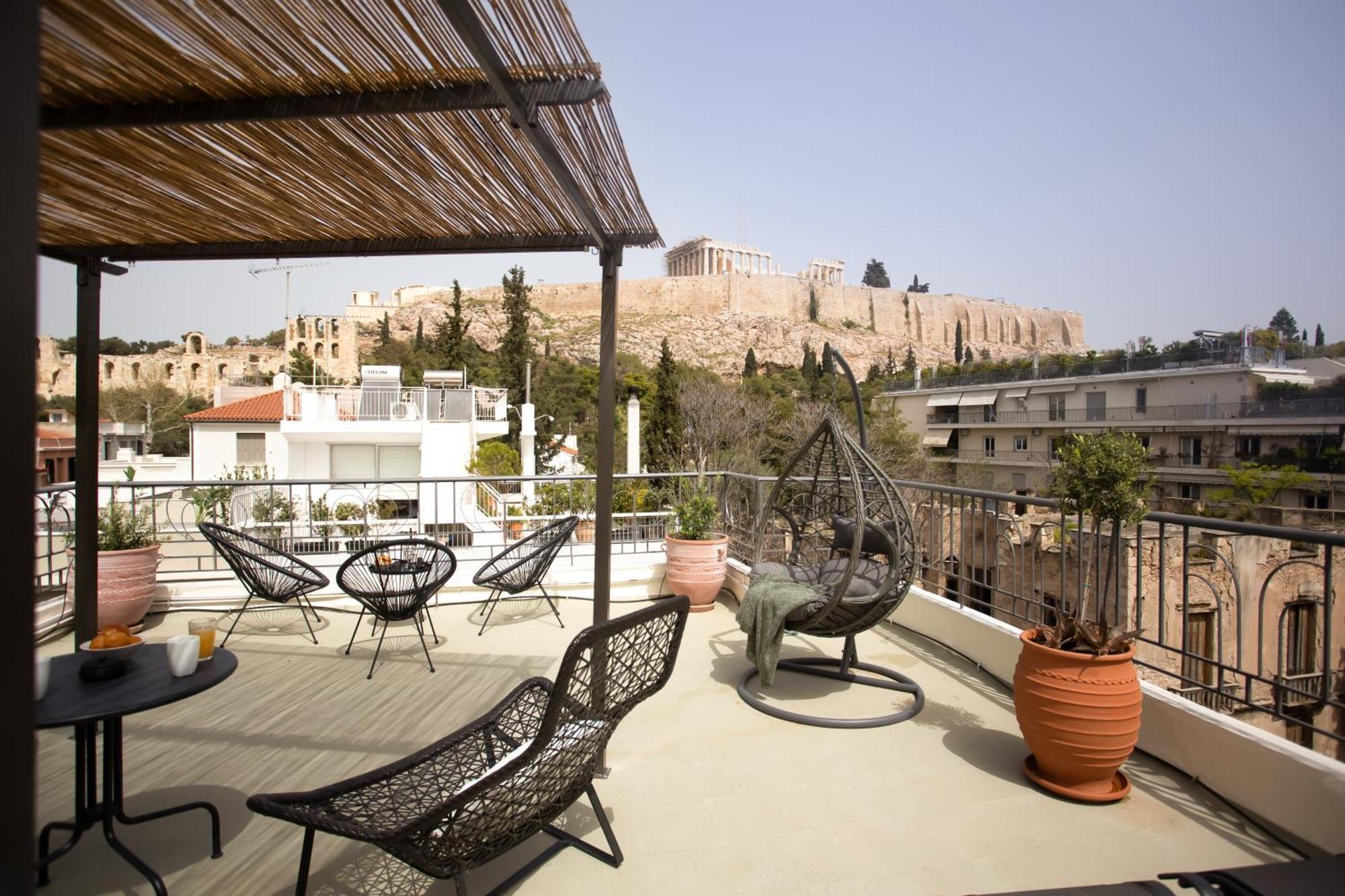 Polymnia & Melpomene By Heloni Apartment